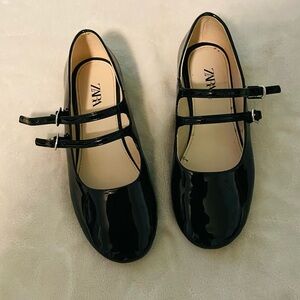 Zara kids shoes. worn once